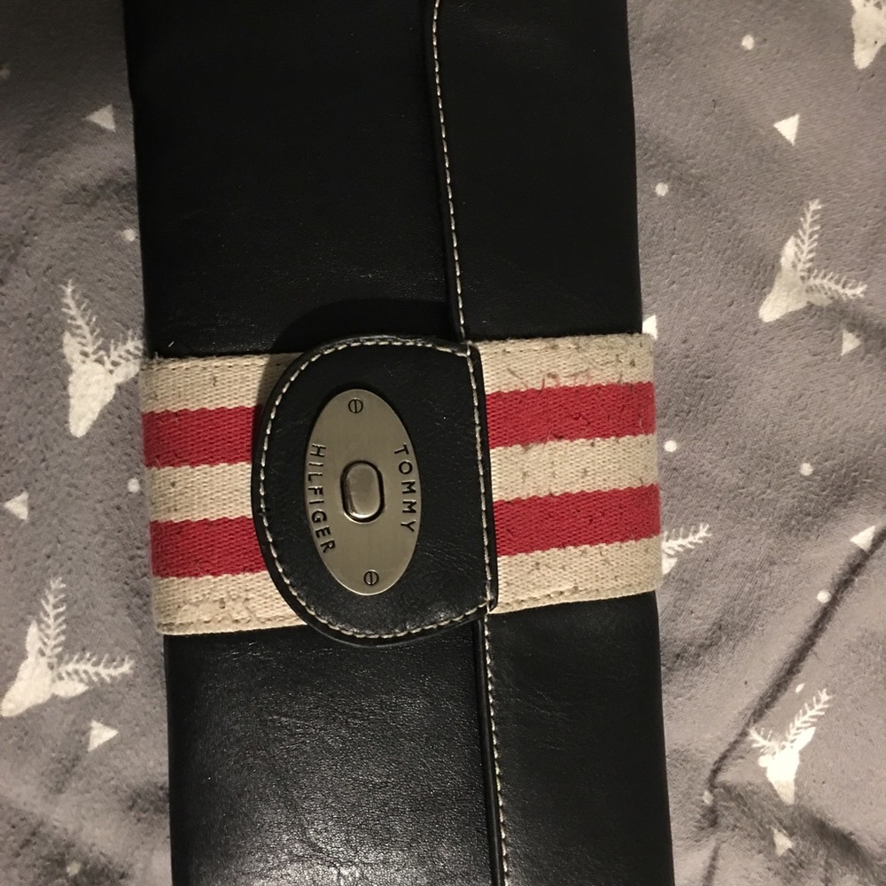 Tommy Hilfiger wallet